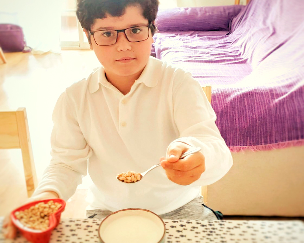 niño alimenctacion ecologica